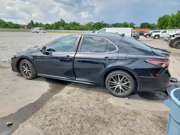 4T1G11AK7PU095107 2023 TOYOTA CAMRY - Image 2