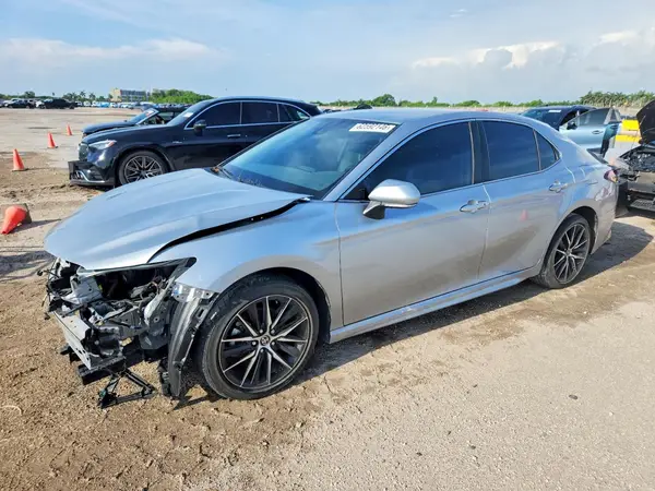 4T1G11AK7PU117929 2023 TOYOTA CAMRY - Image 1