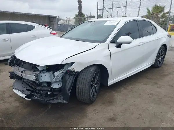 4T1G11AK7PU121513 2023 TOYOTA CAMRY - Image 2