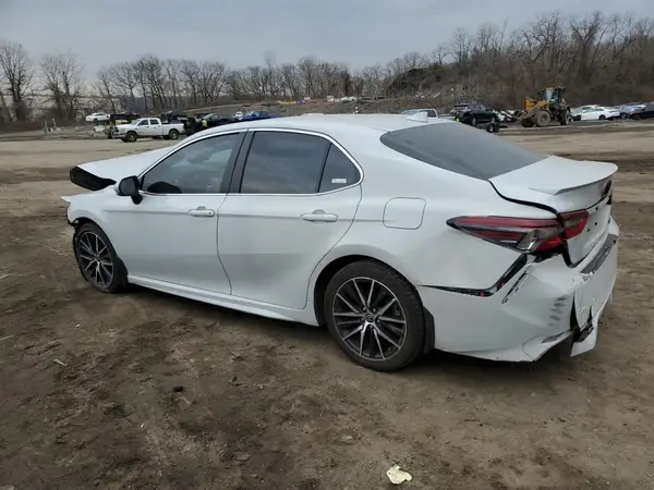 4T1G11AK7PU135153 2023 TOYOTA CAMRY - Image 2