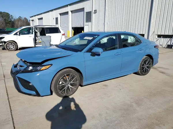 4T1G11AK7PU140918 2023 TOYOTA CAMRY - Image 1