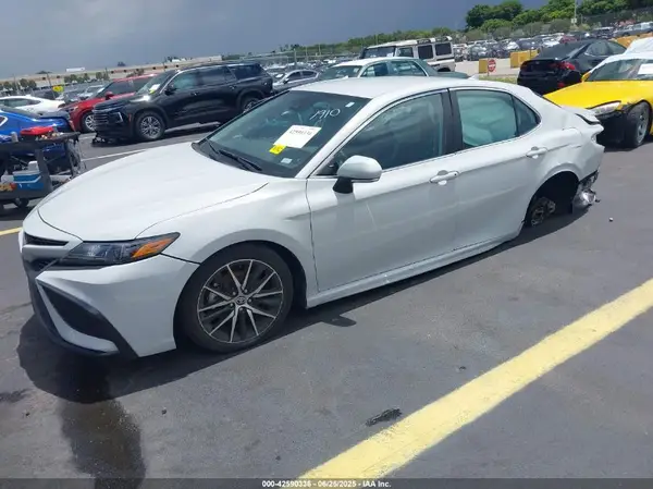 4T1G11AK7PU141910 2023 TOYOTA CAMRY - Image 2