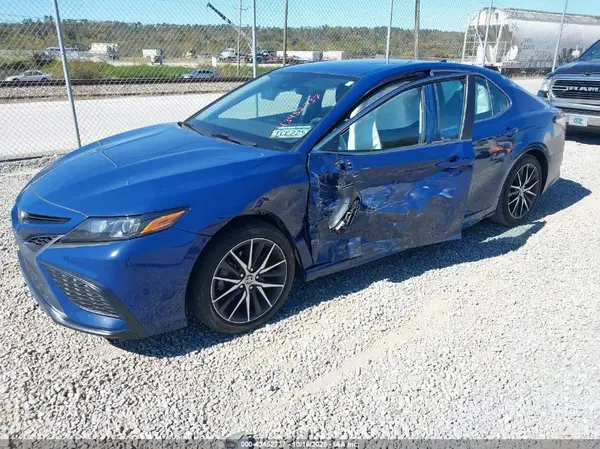 4T1G11AK7PU151627 2023 TOYOTA CAMRY - Image 2