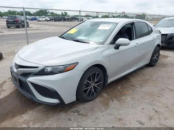 4T1G11AK7PU154558 2023 TOYOTA CAMRY - Image 2
