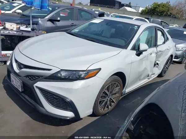 4T1G11AK7PU184319 2023 TOYOTA CAMRY - Image 2