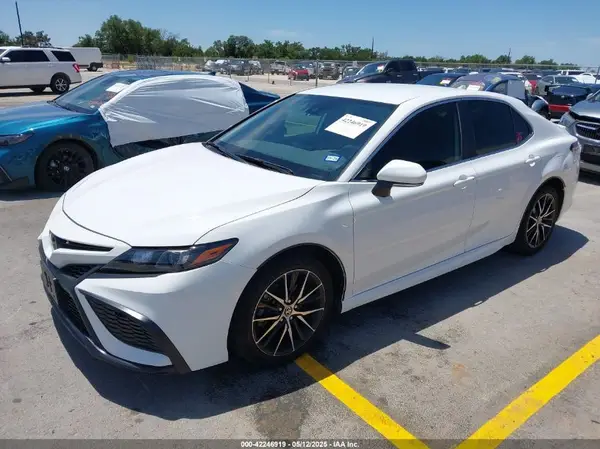 4T1G11AK7PU723618 2023 TOYOTA CAMRY - Image 2