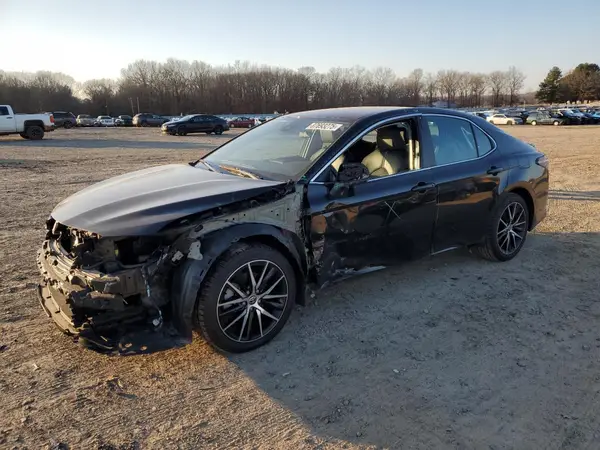 4T1G11AK7PU726079 2023 TOYOTA CAMRY - Image 1