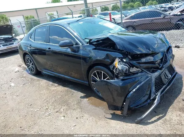 4T1G11AK7PU730049 2023 TOYOTA CAMRY - Image 1