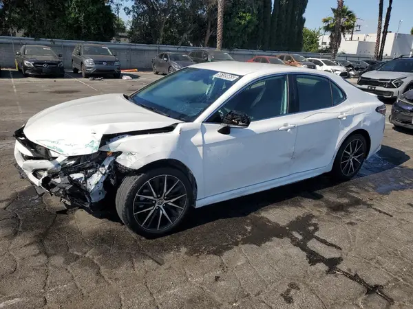 4T1G11AK7PU730584 2023 TOYOTA CAMRY - Image 1