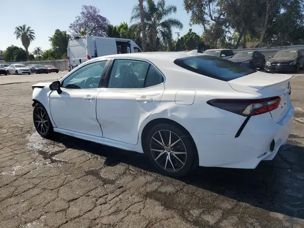 4T1G11AK7PU730584 2023 TOYOTA CAMRY - Image 2