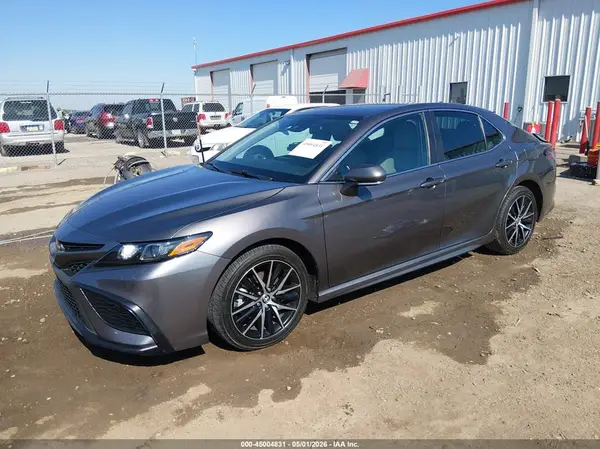 4T1G11AK7PU736045 2023 TOYOTA CAMRY - Image 2