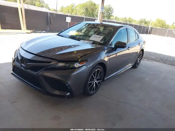 4T1G11AK7PU748227 2023 TOYOTA CAMRY - Image 2