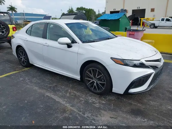 4T1G11AK7PU749510 2023 TOYOTA CAMRY - Image 1
