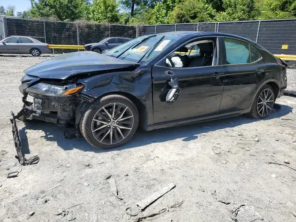 4T1G11AK7PU749989 2023 TOYOTA CAMRY - Image 1
