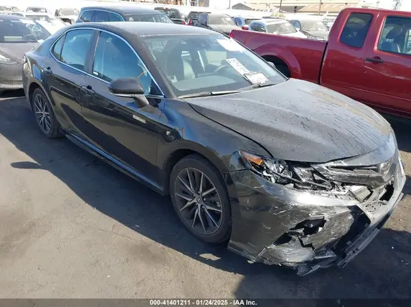 4T1G11AK7PU756201 2023 TOYOTA CAMRY - Image 1