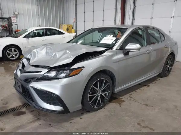 4T1G11AK7PU760409 2023 TOYOTA CAMRY - Image 2