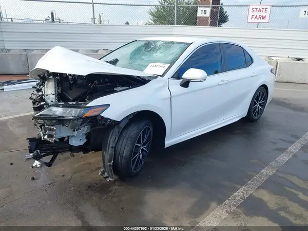 4T1G11AK7PU765271 2023 TOYOTA CAMRY - Image 2