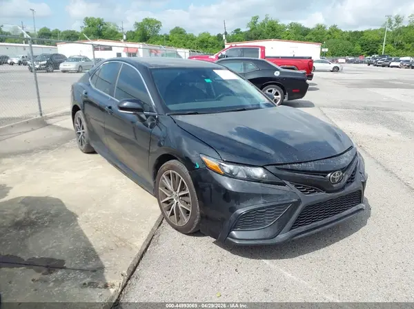 4T1G11AK7PU769465 2023 TOYOTA CAMRY - Image 1