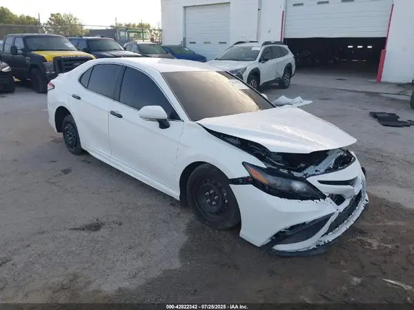 4T1G11AK7PU776089 2023 TOYOTA CAMRY - Image 1