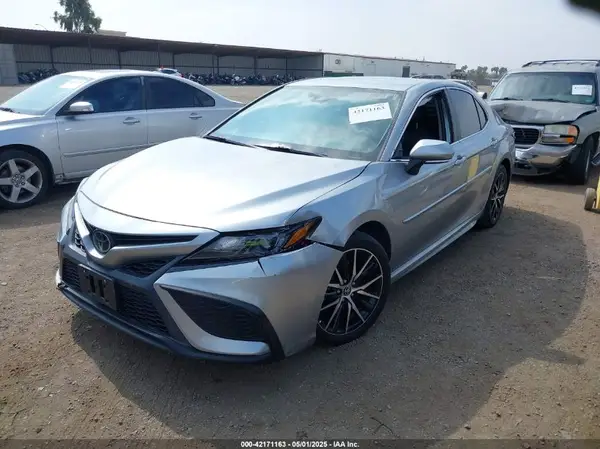 4T1G11AK7PU782166 2023 TOYOTA CAMRY - Image 2