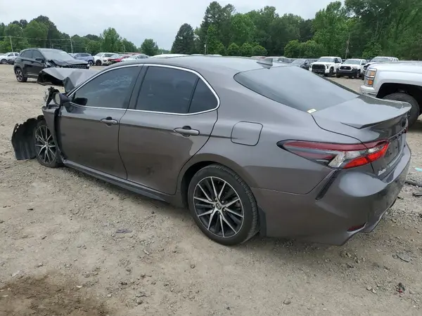 4T1G11AK7PU806370 2023 TOYOTA CAMRY - Image 2