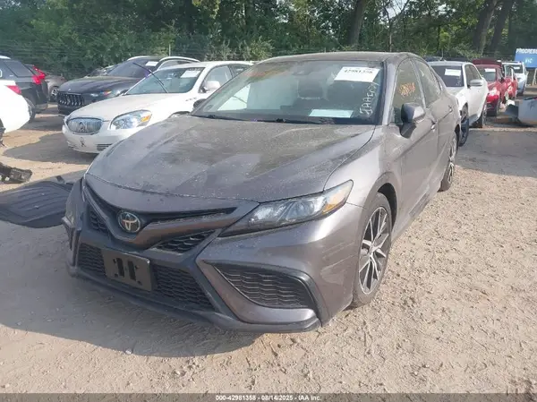 4T1G11AK7PU810967 2023 TOYOTA CAMRY - Image 2