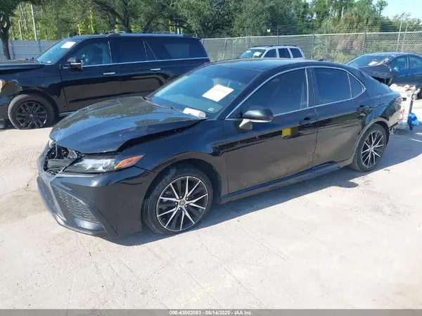 4T1G11AK7PU823704 2023 TOYOTA CAMRY - Image 2