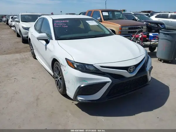 4T1G11AK7PU830460 2023 TOYOTA CAMRY - Image 1