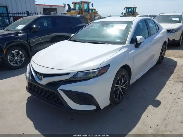 4T1G11AK7PU830460 2023 TOYOTA CAMRY - Image 2