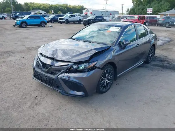 4T1G11AK7PU831740 2023 TOYOTA CAMRY - Image 2