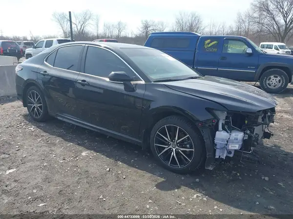 4T1G11AK7PU832712 2023 TOYOTA CAMRY - Image 1
