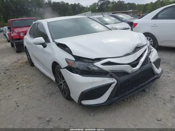 4T1G11AK7RU207777 2024 TOYOTA CAMRY - Image 1
