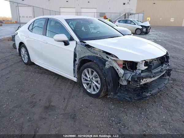 4T1G11AK7RU208556 2024 TOYOTA CAMRY - Image 1