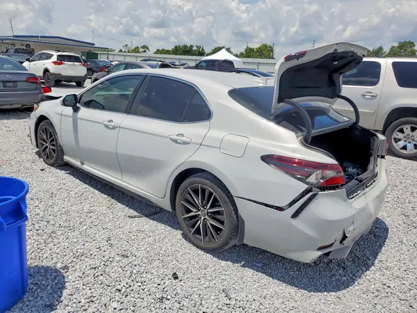 4T1G11AK7RU228922 2024 TOYOTA CAMRY - Image 2