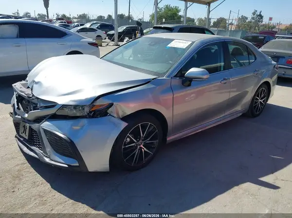4T1G11AK7RU230184 2024 TOYOTA CAMRY - Image 2