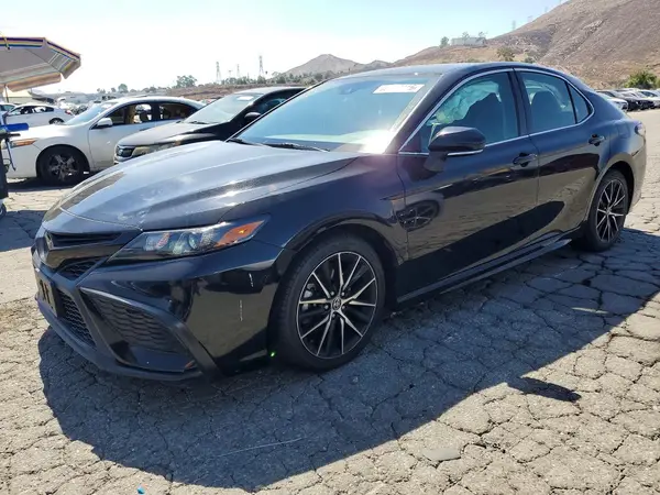 4T1G11AK7RU232842 2024 TOYOTA CAMRY - Image 1