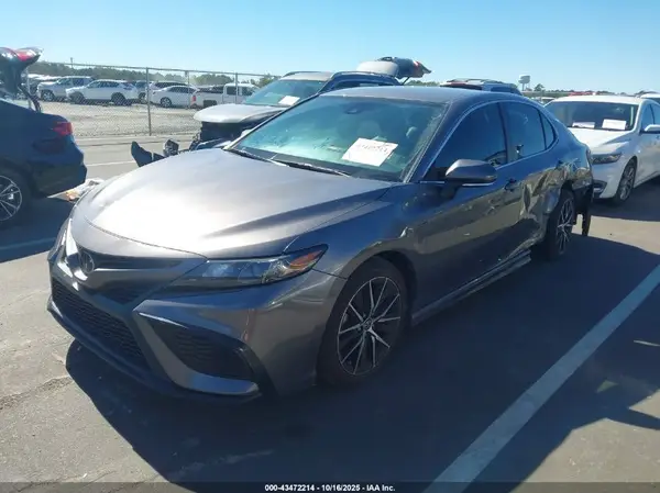 4T1G11AK7RU234025 2024 TOYOTA CAMRY - Image 2
