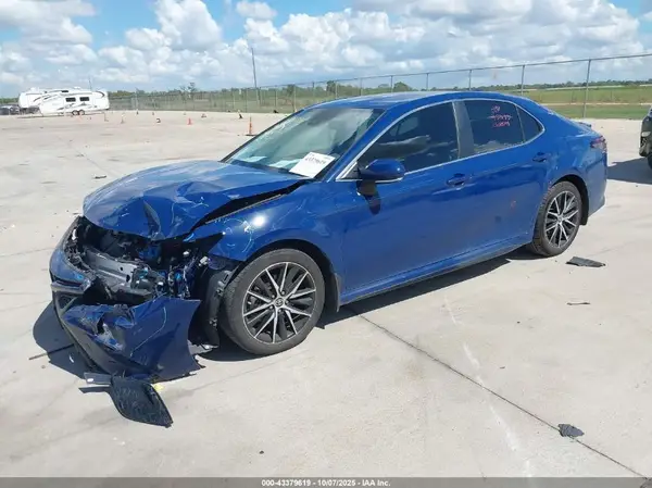 4T1G11AK7RU235109 2024 TOYOTA CAMRY - Image 2