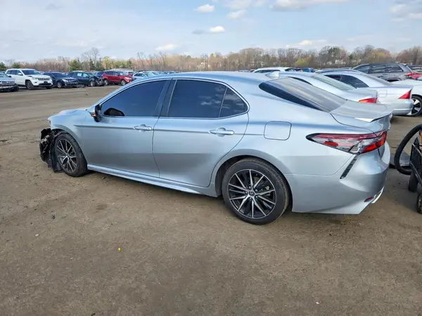 4T1G11AK7RU251844 2024 TOYOTA CAMRY - Image 2