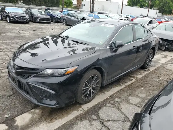 4T1G11AK7RU252055 2024 TOYOTA CAMRY - Image 1