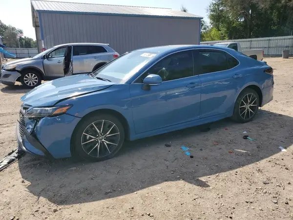 4T1G11AK7RU259975 2024 TOYOTA CAMRY - Image 1