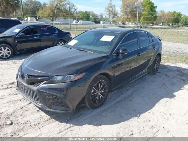4T1G11AK7RU261905 2024 TOYOTA CAMRY - Image 2