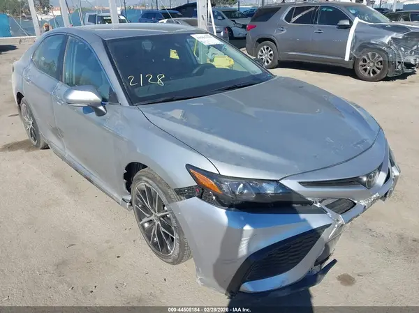 4T1G11AK7RU262228 2024 TOYOTA CAMRY - Image 1
