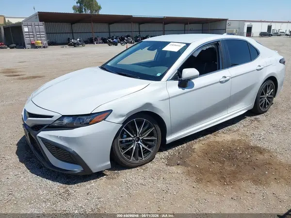 4T1G11AK7RU266036 2024 TOYOTA CAMRY - Image 2