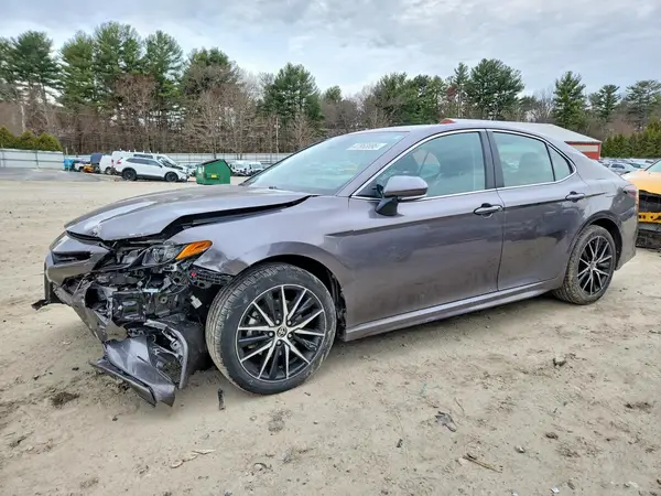 4T1G11AK7RU846936 2024 TOYOTA CAMRY - Image 1
