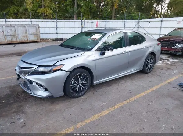 4T1G11AK7RU855345 2024 TOYOTA CAMRY - Image 2