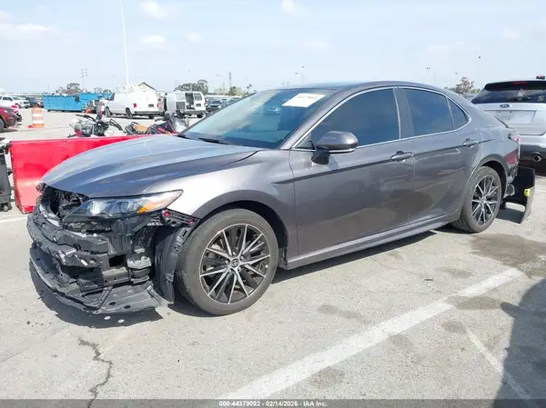 4T1G11AK7RU857354 2024 TOYOTA CAMRY - Image 2