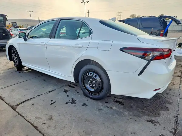 4T1G11AK7RU859069 2024 TOYOTA CAMRY - Image 2