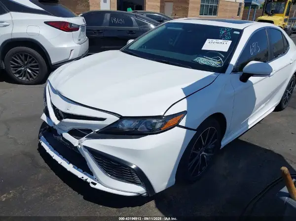 4T1G11AK7RU859203 2024 TOYOTA CAMRY - Image 2