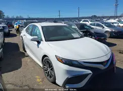 4T1G11AK7RU860366 2024 TOYOTA CAMRY